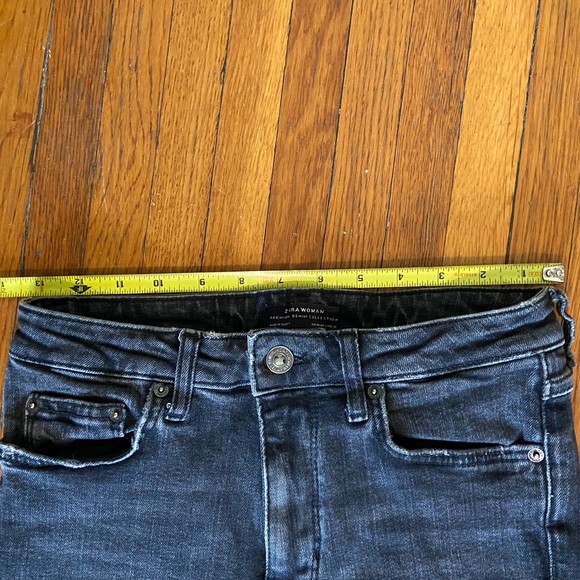 Dark Gray Zara Skinny Jeans with Frayed Hem in Size 6 - Picture 9 of 9